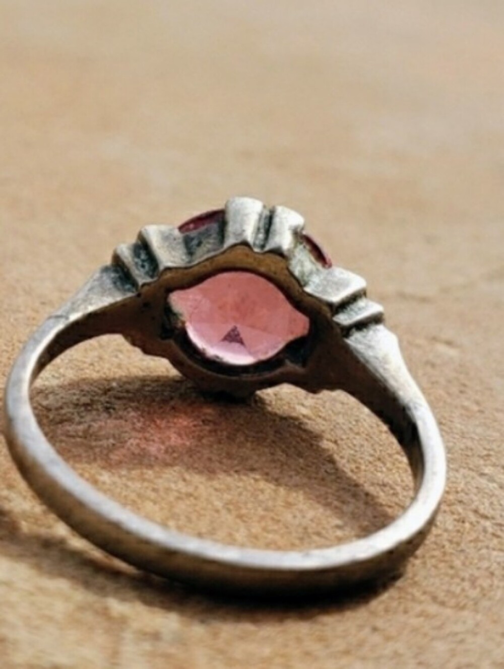 Antique Pink Gemstone Ring  In  Silver Setting Size 7. Excellent Condition - Picture 3 of 5